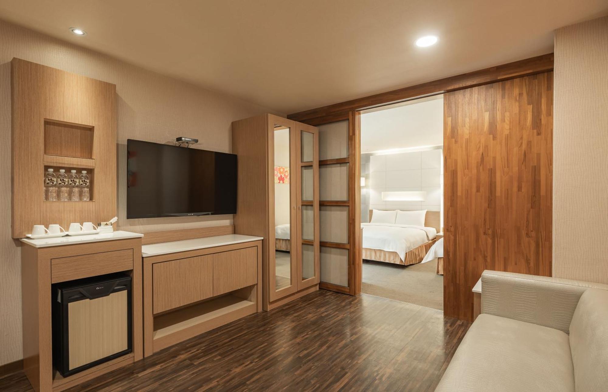 Kindness Hotel - Sandou II Kaohsiung Zimmer foto